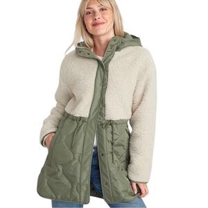🍃Old Navy Hooded Sherpa Quilted Hybrid Coat Jacket🍃
